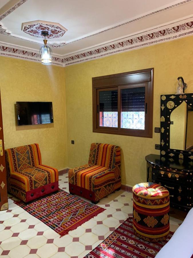 Dar Alfourssane Ferme D'Hote Варзазат Екстер'єр фото