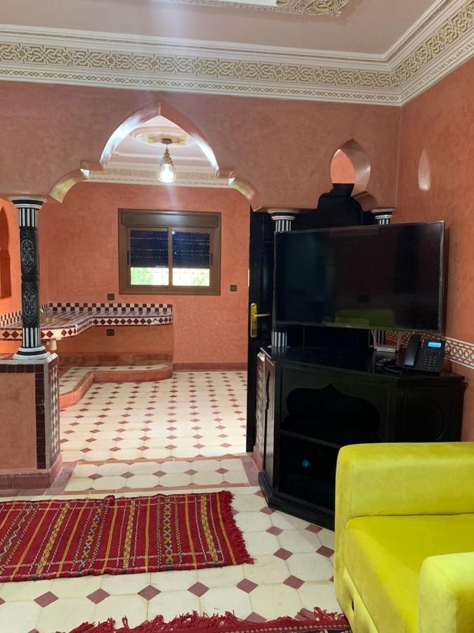 Dar Alfourssane Ferme D'Hote Варзазат Екстер'єр фото
