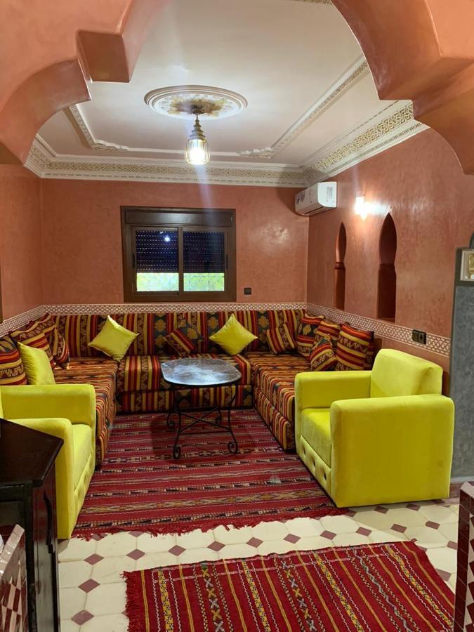 Dar Alfourssane Ferme D'Hote Варзазат Екстер'єр фото