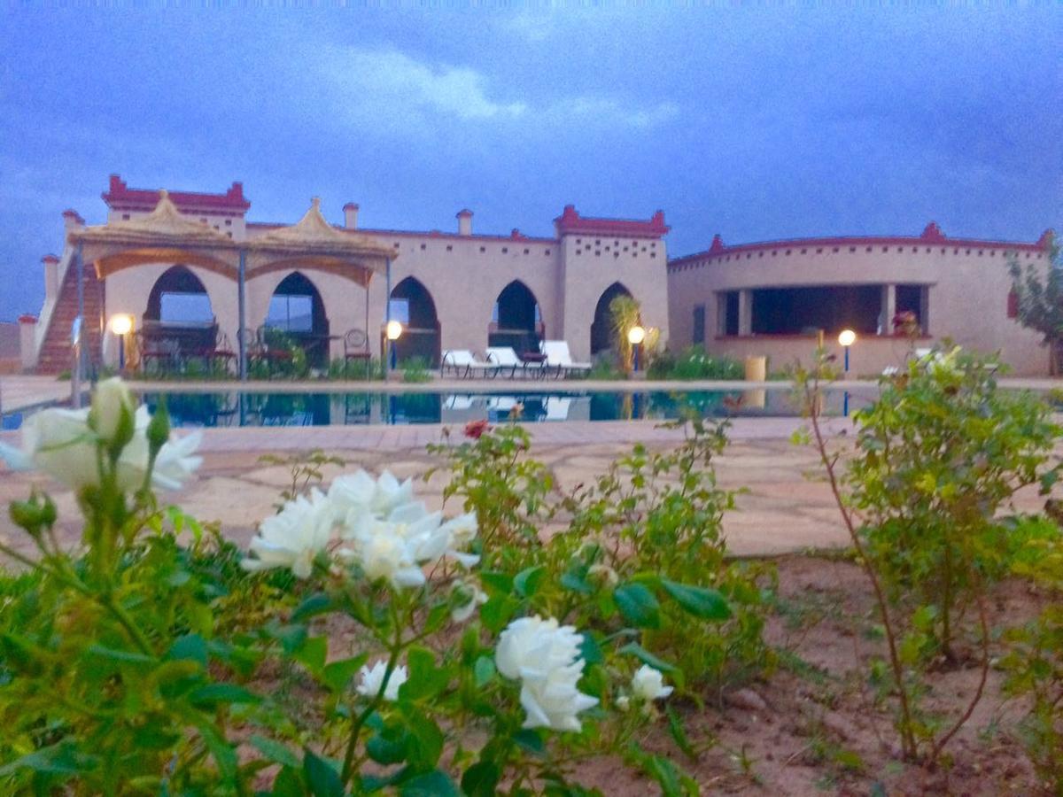 Dar Alfourssane Ferme D'Hote Варзазат Екстер'єр фото